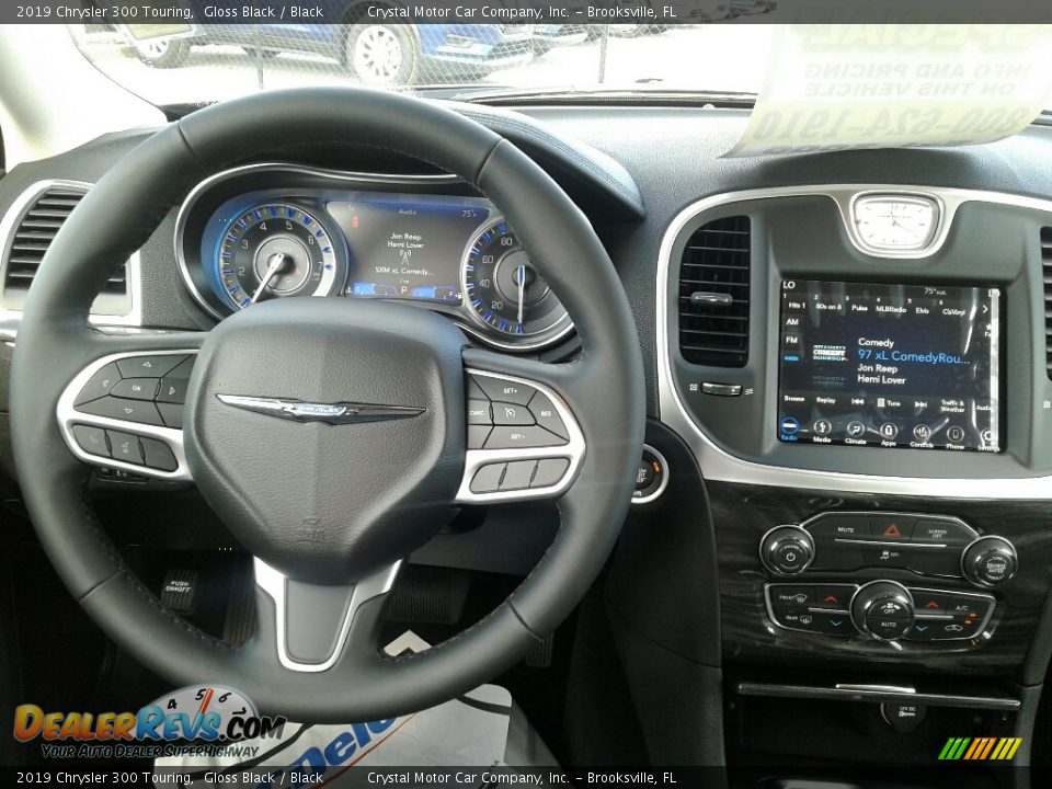 2019 Chrysler 300 Touring Gloss Black / Black Photo #13