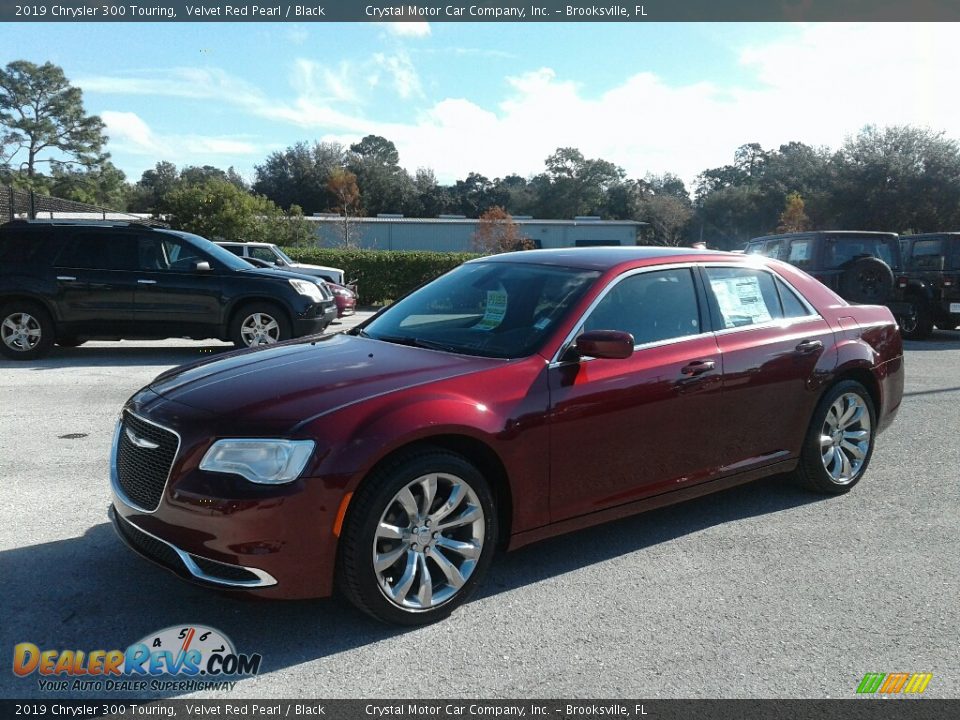 2019 Chrysler 300 Touring Velvet Red Pearl / Black Photo #1