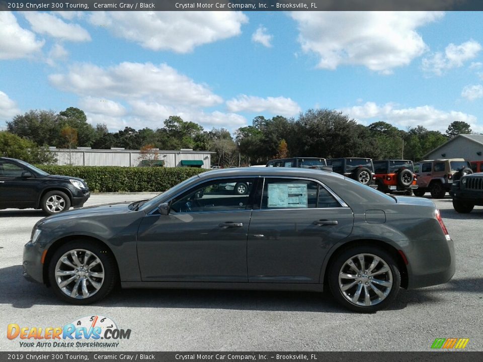 2019 Chrysler 300 Touring Ceramic Gray / Black Photo #2