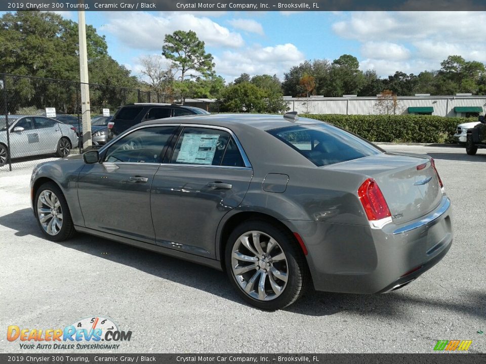 2019 Chrysler 300 Touring Ceramic Gray / Black Photo #3