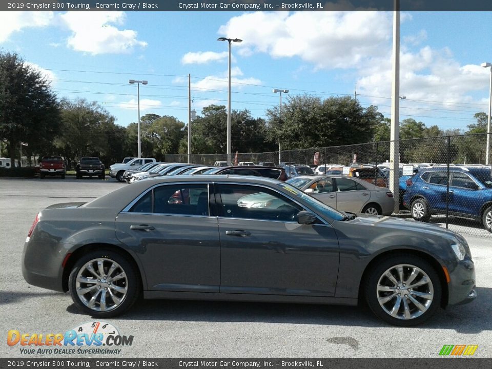 2019 Chrysler 300 Touring Ceramic Gray / Black Photo #6