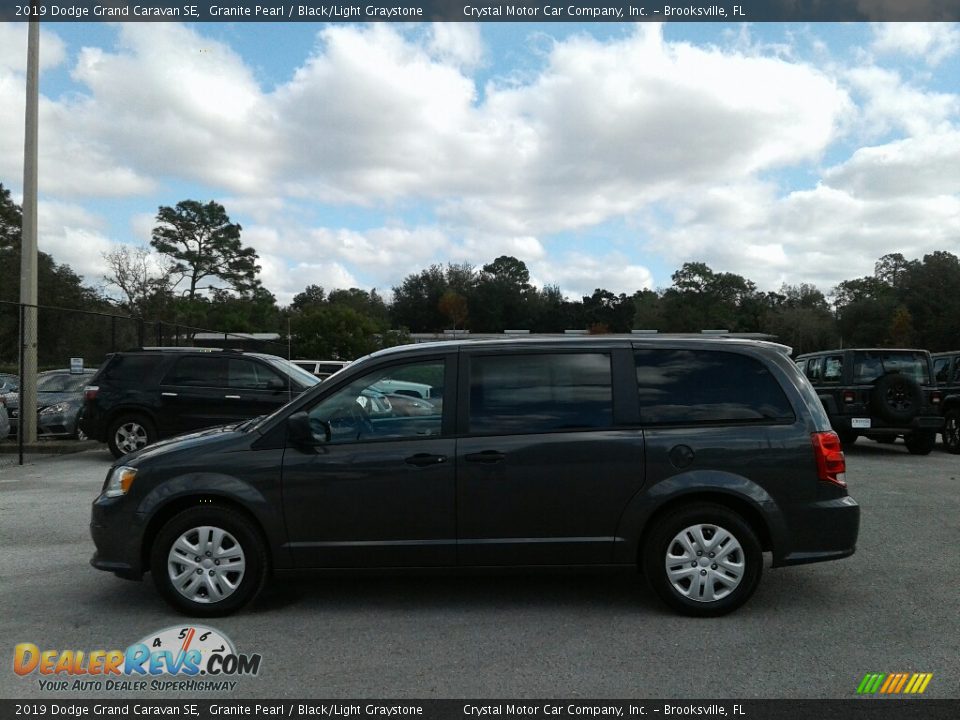 2019 Dodge Grand Caravan SE Granite Pearl / Black/Light Graystone Photo #2
