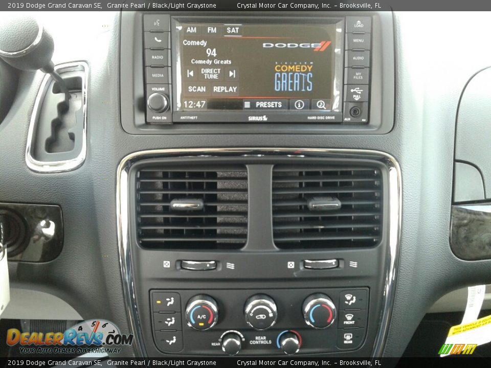 2019 Dodge Grand Caravan SE Granite Pearl / Black/Light Graystone Photo #15