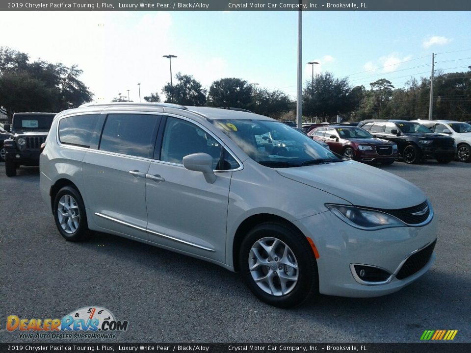 2019 Chrysler Pacifica Touring L Plus Luxury White Pearl / Black/Alloy Photo #7