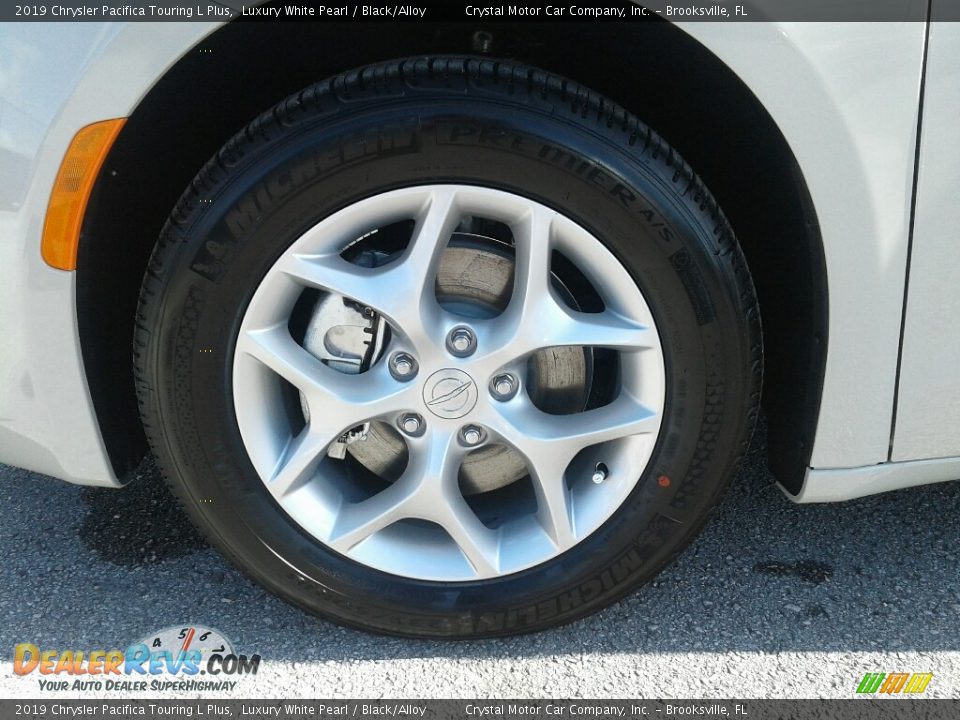 2019 Chrysler Pacifica Touring L Plus Luxury White Pearl / Black/Alloy Photo #20