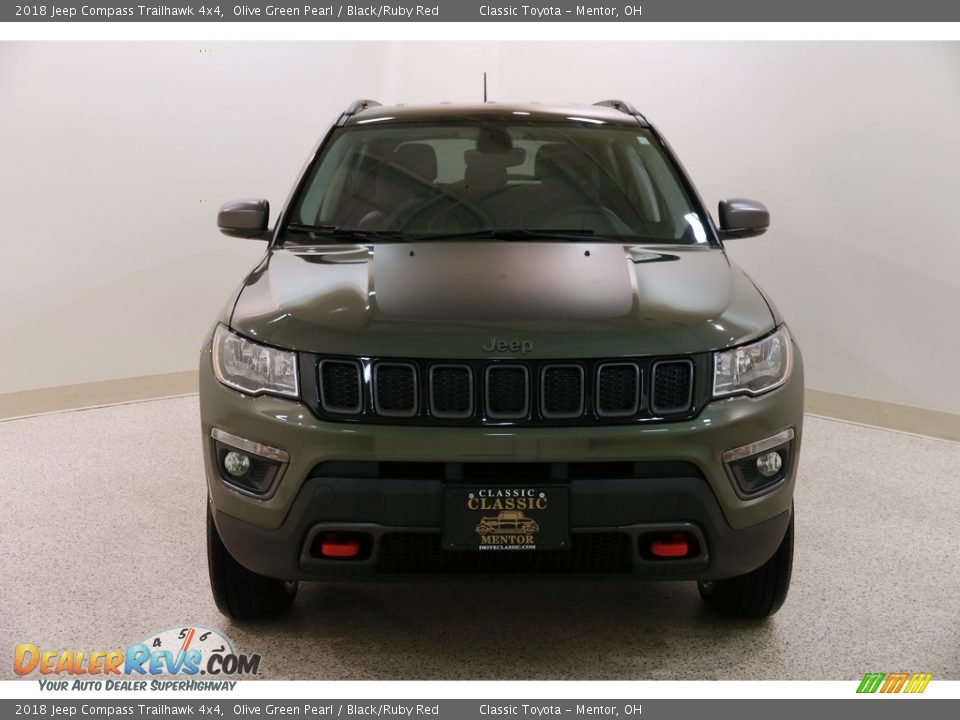 2018 Jeep Compass Trailhawk 4x4 Olive Green Pearl / Black/Ruby Red Photo #2