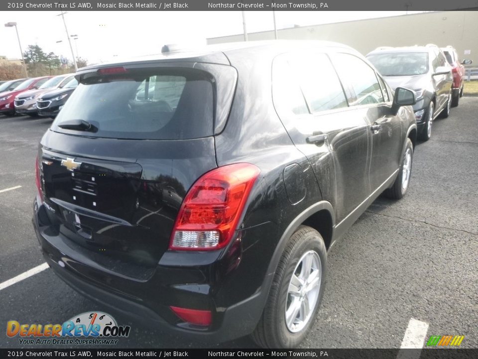 2019 Chevrolet Trax LS AWD Mosaic Black Metallic / Jet Black Photo #5
