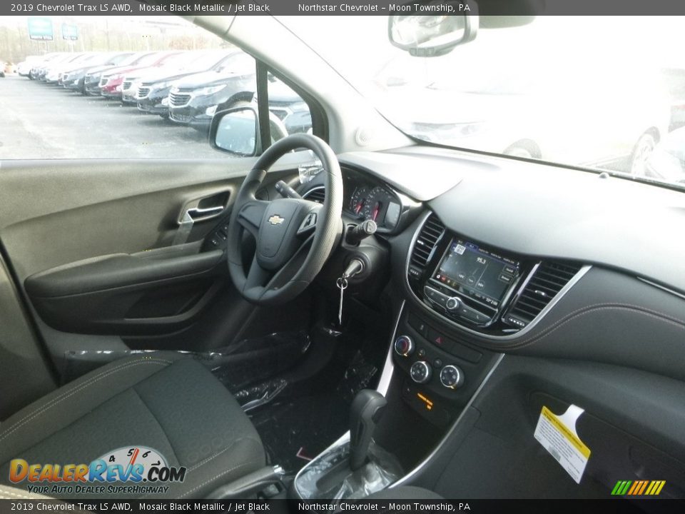 2019 Chevrolet Trax LS AWD Mosaic Black Metallic / Jet Black Photo #11