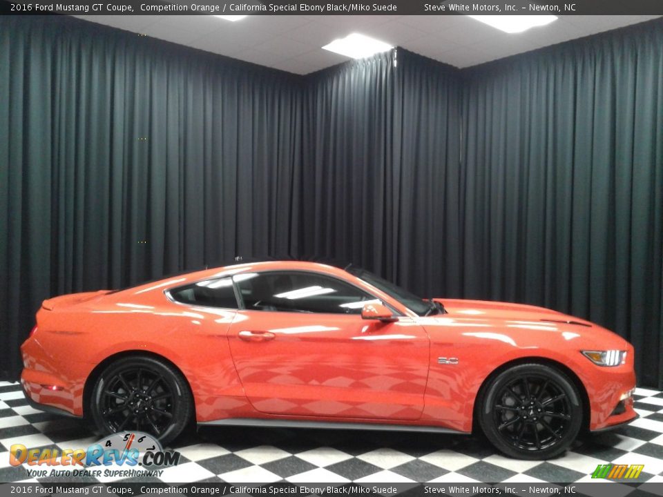 2016 Ford Mustang GT Coupe Competition Orange / California Special Ebony Black/Miko Suede Photo #5
