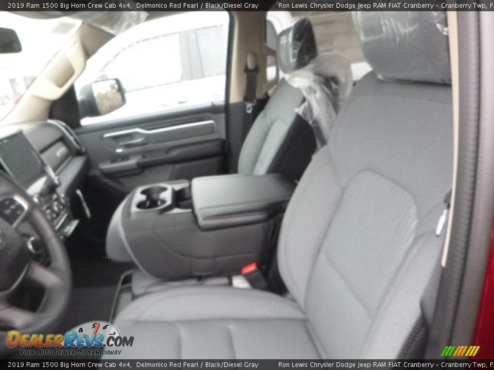 2019 Ram 1500 Big Horn Crew Cab 4x4 Delmonico Red Pearl / Black/Diesel Gray Photo #12