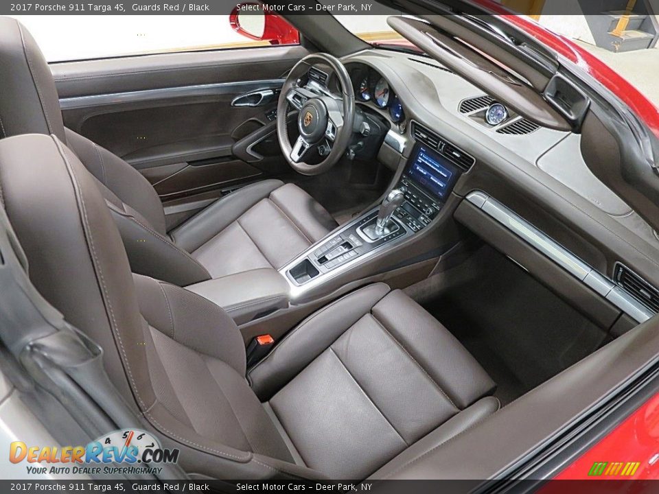 2017 Porsche 911 Targa 4S Guards Red / Black Photo #18
