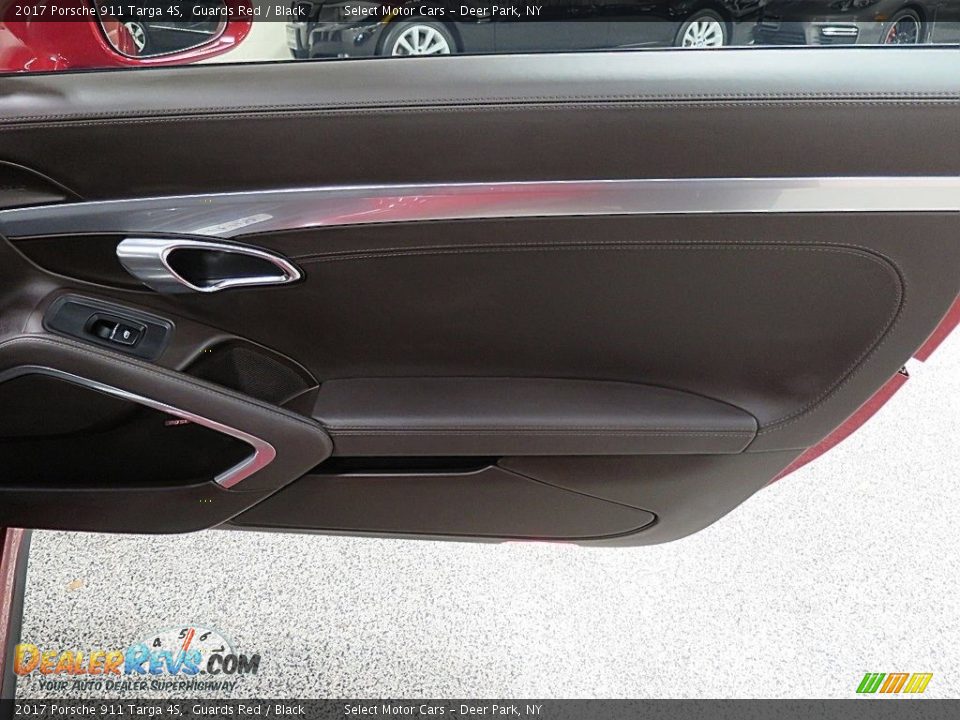 2017 Porsche 911 Targa 4S Guards Red / Black Photo #21