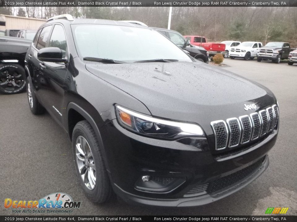 2019 Jeep Cherokee Latitude Plus 4x4 Diamond Black Crystal Pearl / Black Photo #8