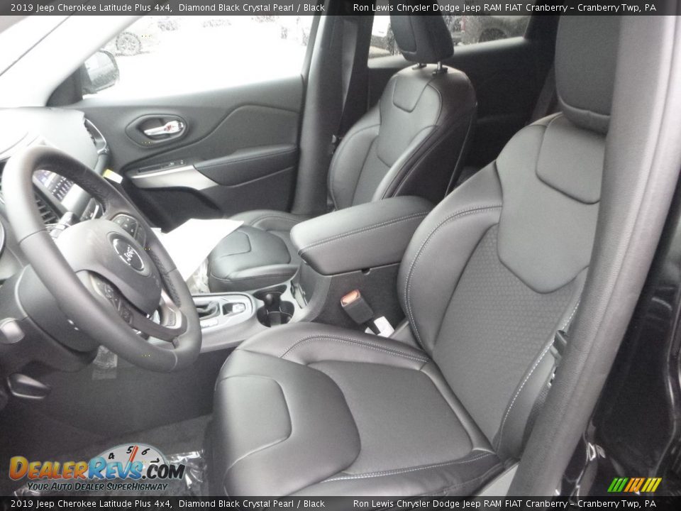 2019 Jeep Cherokee Latitude Plus 4x4 Diamond Black Crystal Pearl / Black Photo #16