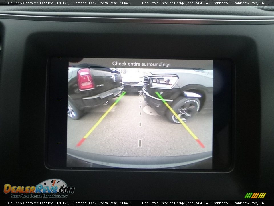 2019 Jeep Cherokee Latitude Plus 4x4 Diamond Black Crystal Pearl / Black Photo #18