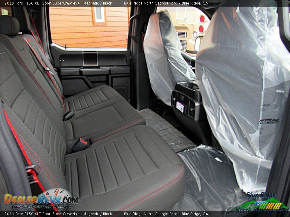2019 Ford F150 XLT Sport SuperCrew 4x4 Magnetic / Black Photo #32