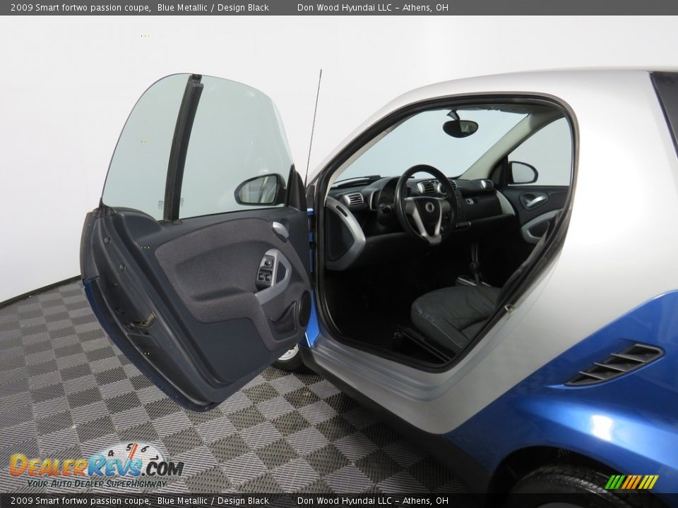 2009 Smart fortwo passion coupe Blue Metallic / Design Black Photo #27