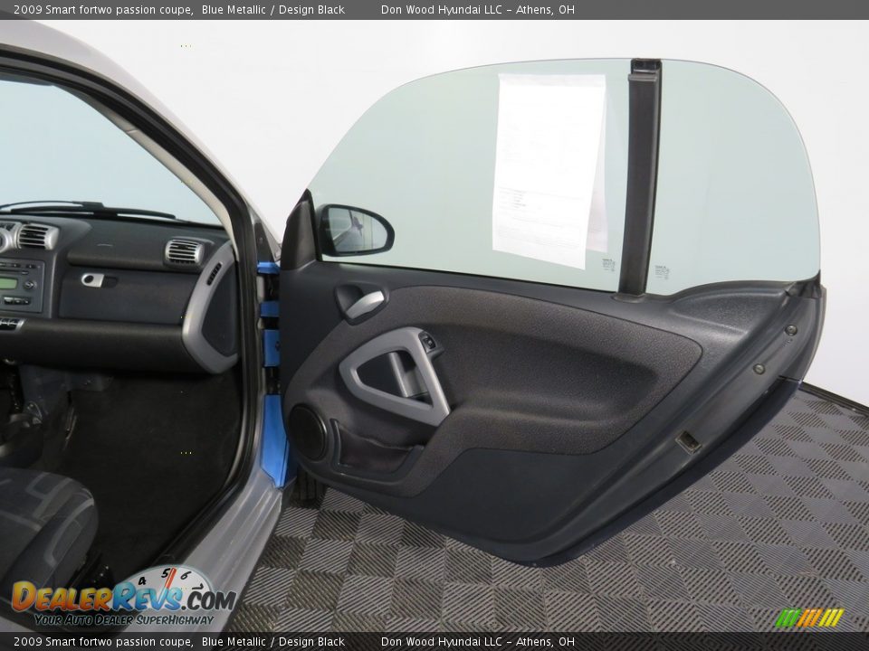2009 Smart fortwo passion coupe Blue Metallic / Design Black Photo #30