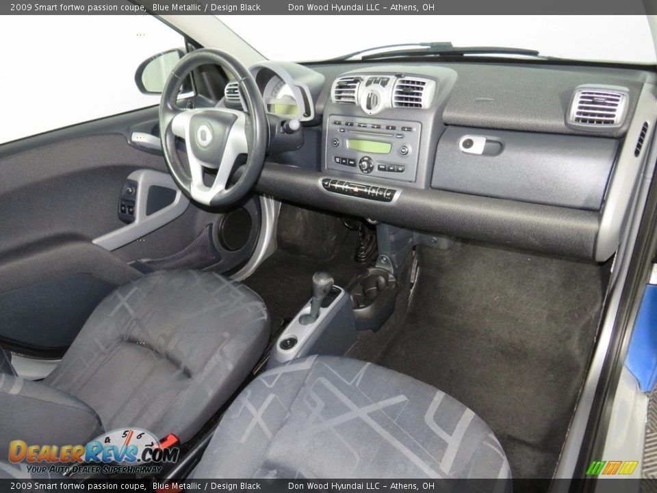 2009 Smart fortwo passion coupe Blue Metallic / Design Black Photo #32
