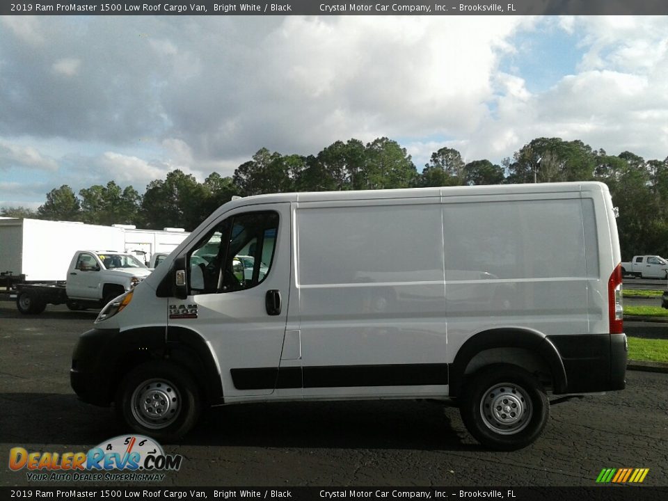 2019 Ram ProMaster 1500 Low Roof Cargo Van Bright White / Black Photo #2