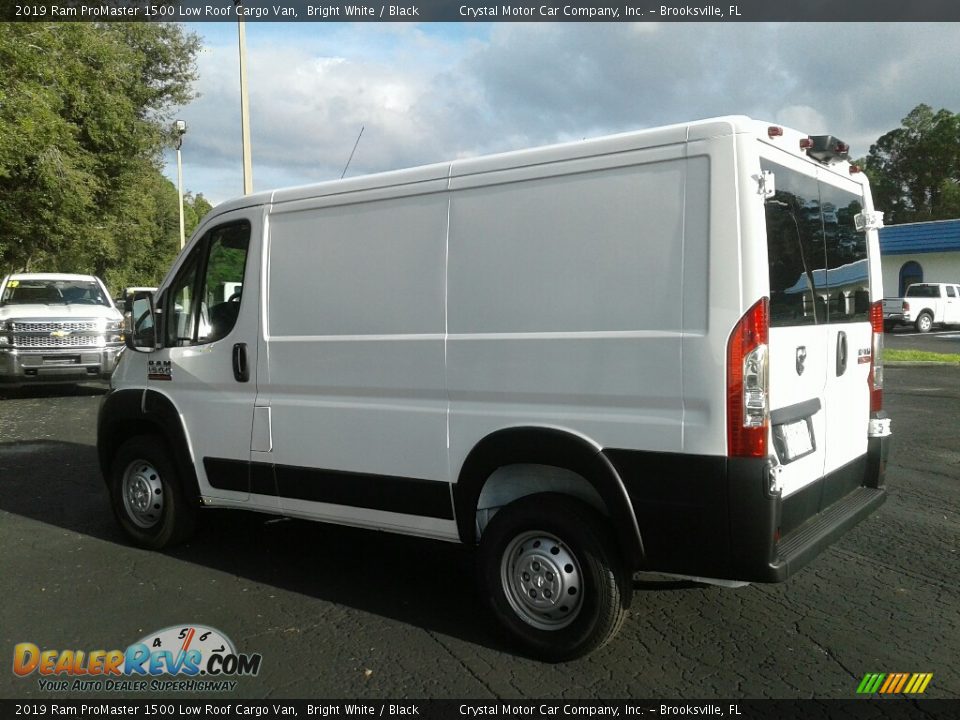 2019 Ram ProMaster 1500 Low Roof Cargo Van Bright White / Black Photo #3