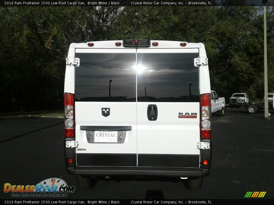 2019 Ram ProMaster 1500 Low Roof Cargo Van Bright White / Black Photo #4