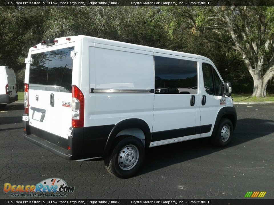 2019 Ram ProMaster 1500 Low Roof Cargo Van Bright White / Black Photo #5