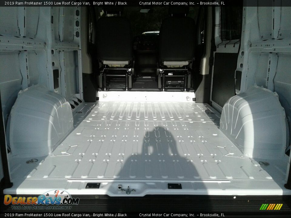 2019 Ram ProMaster 1500 Low Roof Cargo Van Bright White / Black Photo #19