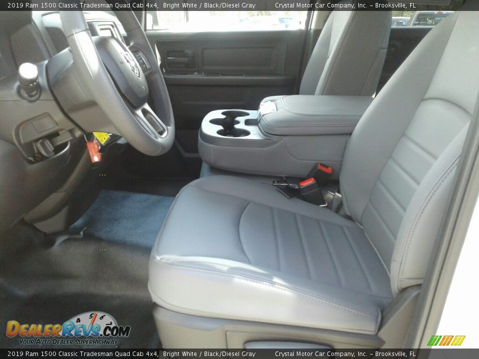 2019 Ram 1500 Classic Tradesman Quad Cab 4x4 Bright White / Black/Diesel Gray Photo #9