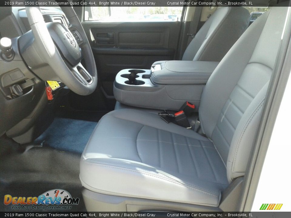 2019 Ram 1500 Classic Tradesman Quad Cab 4x4 Bright White / Black/Diesel Gray Photo #9