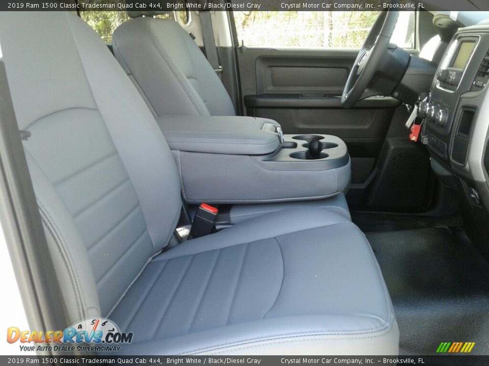 2019 Ram 1500 Classic Tradesman Quad Cab 4x4 Bright White / Black/Diesel Gray Photo #12