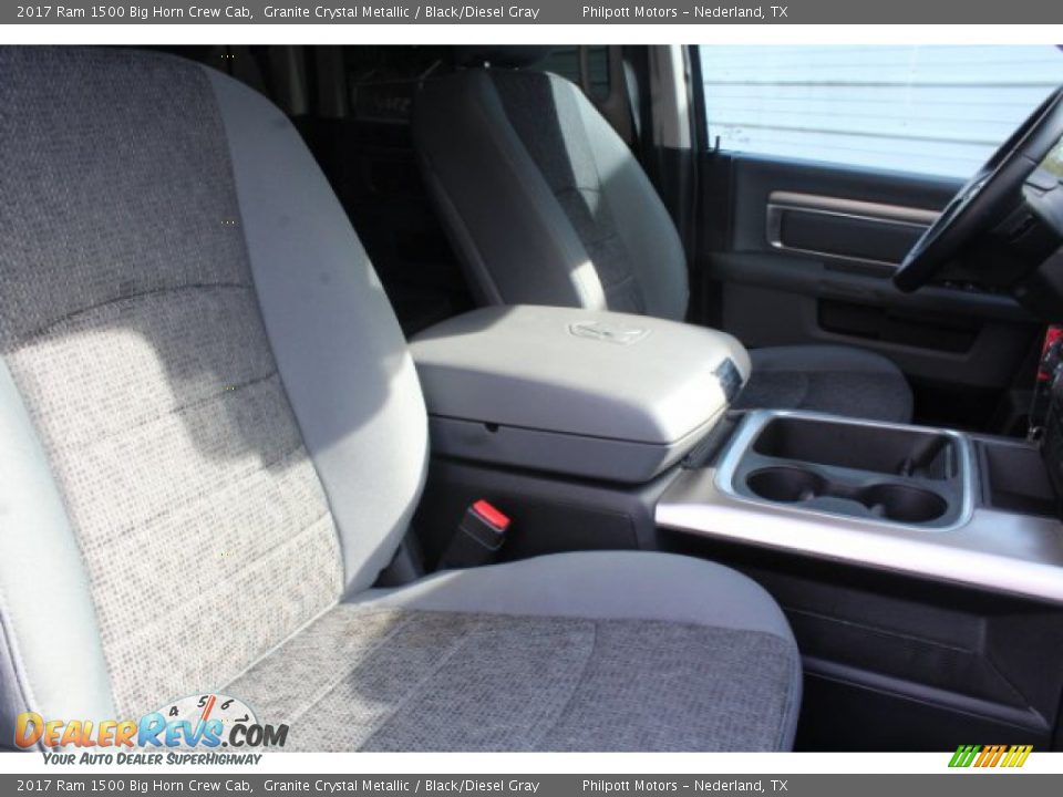 2017 Ram 1500 Big Horn Crew Cab Granite Crystal Metallic / Black/Diesel Gray Photo #24