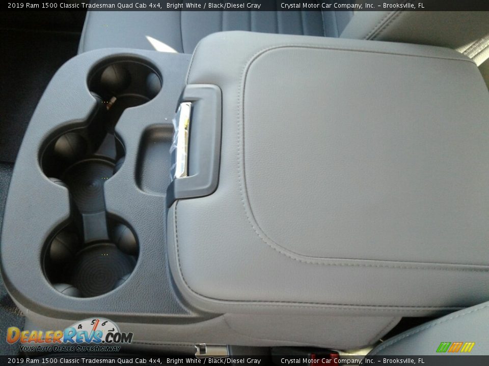 2019 Ram 1500 Classic Tradesman Quad Cab 4x4 Bright White / Black/Diesel Gray Photo #18