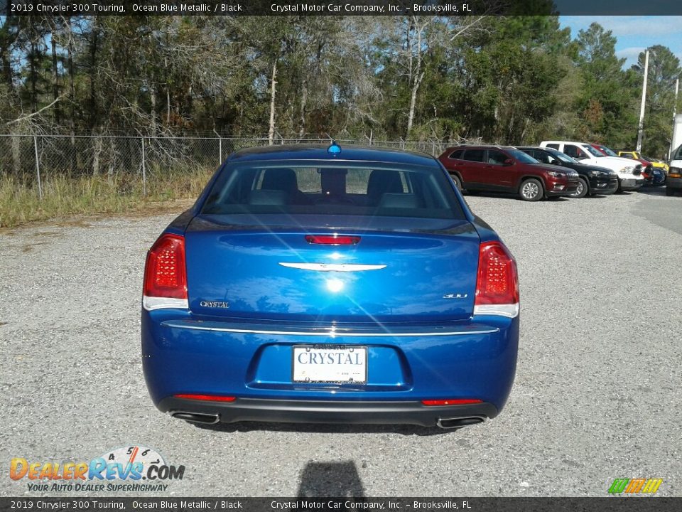 2019 Chrysler 300 Touring Ocean Blue Metallic / Black Photo #4