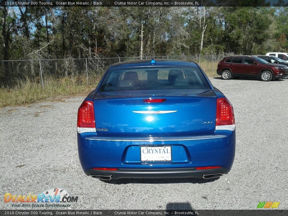 2019 Chrysler 300 Touring Ocean Blue Metallic / Black Photo #4