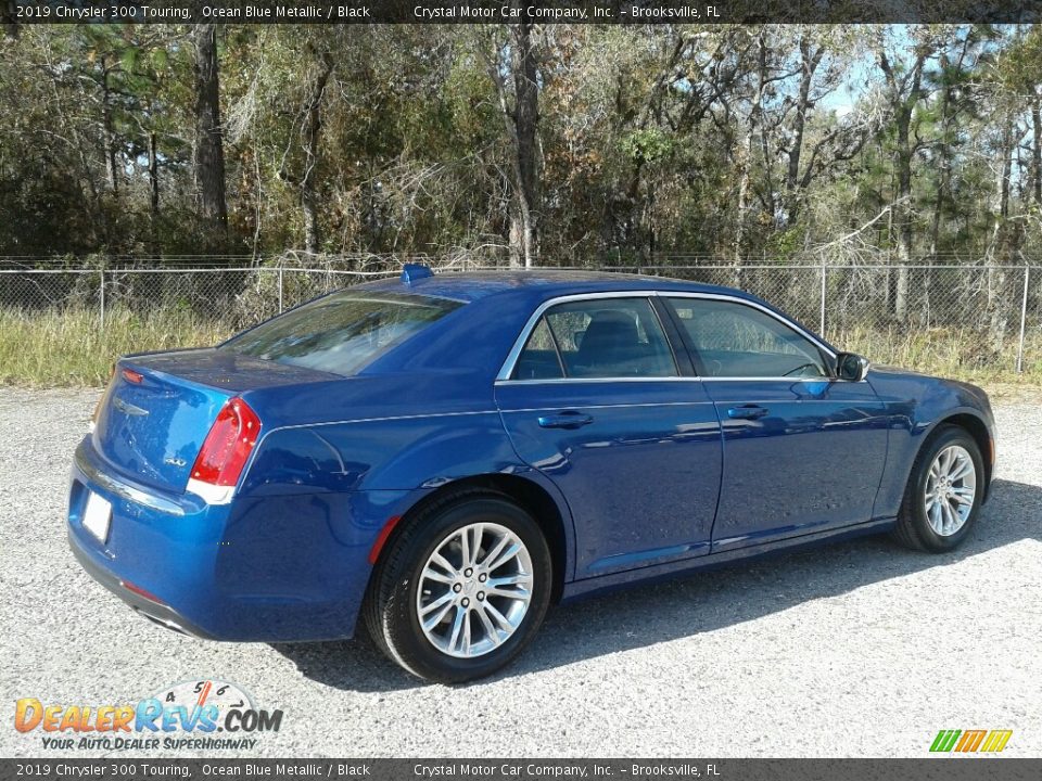 2019 Chrysler 300 Touring Ocean Blue Metallic / Black Photo #5