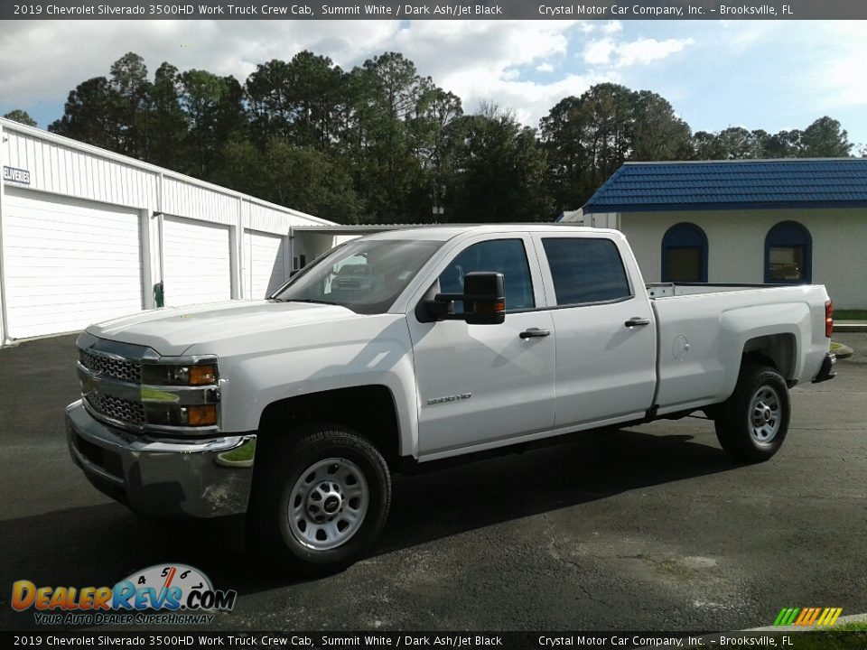 Front 3/4 View of 2019 Chevrolet Silverado 3500HD Work Truck Crew Cab Photo #1