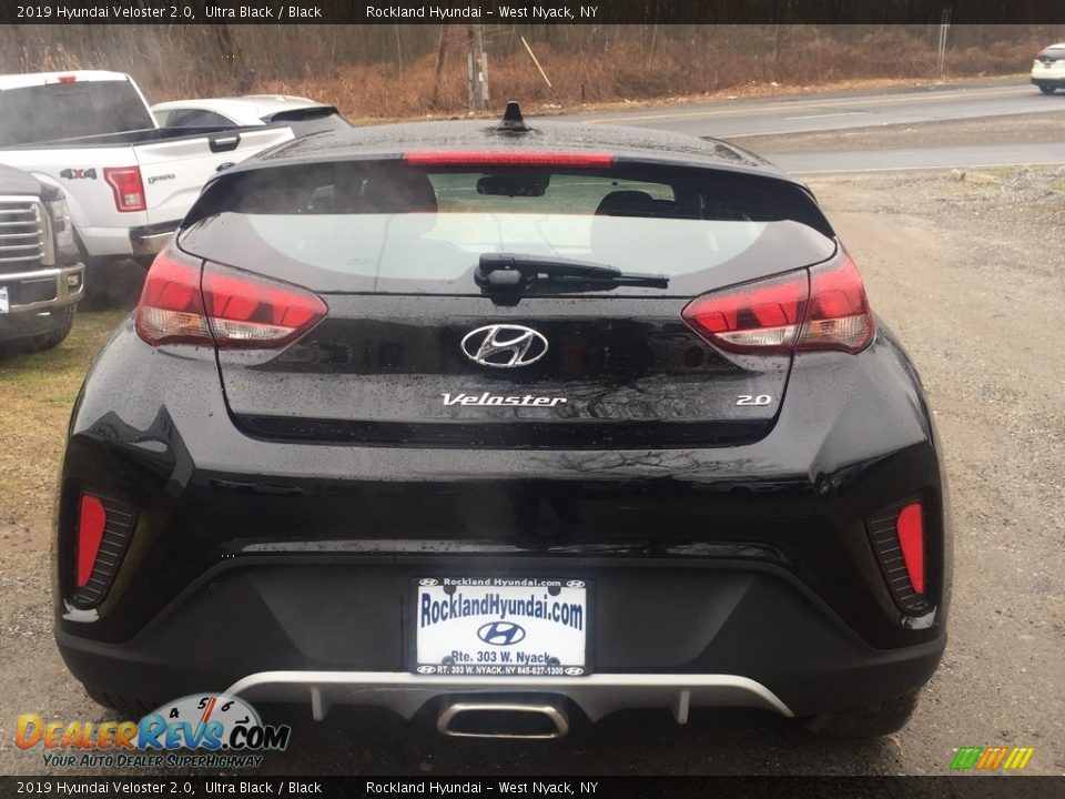 2019 Hyundai Veloster 2.0 Ultra Black / Black Photo #5