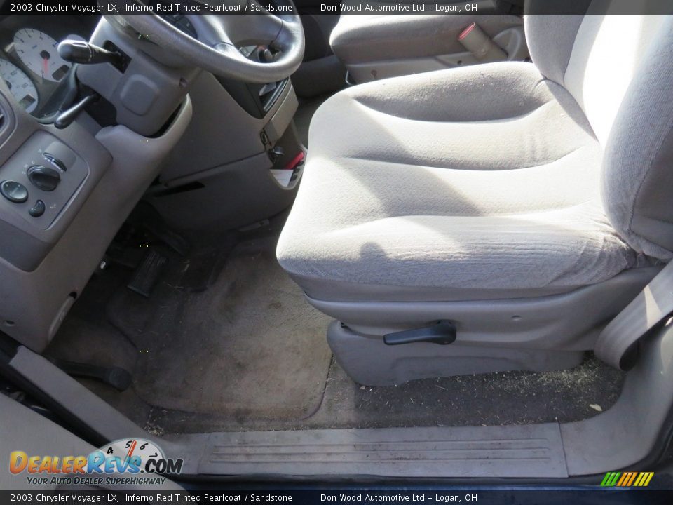 2003 Chrysler Voyager LX Inferno Red Tinted Pearlcoat / Sandstone Photo #31