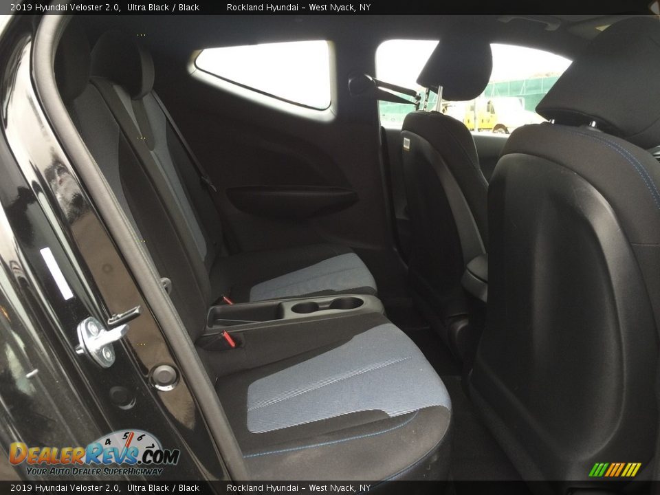 2019 Hyundai Veloster 2.0 Ultra Black / Black Photo #20