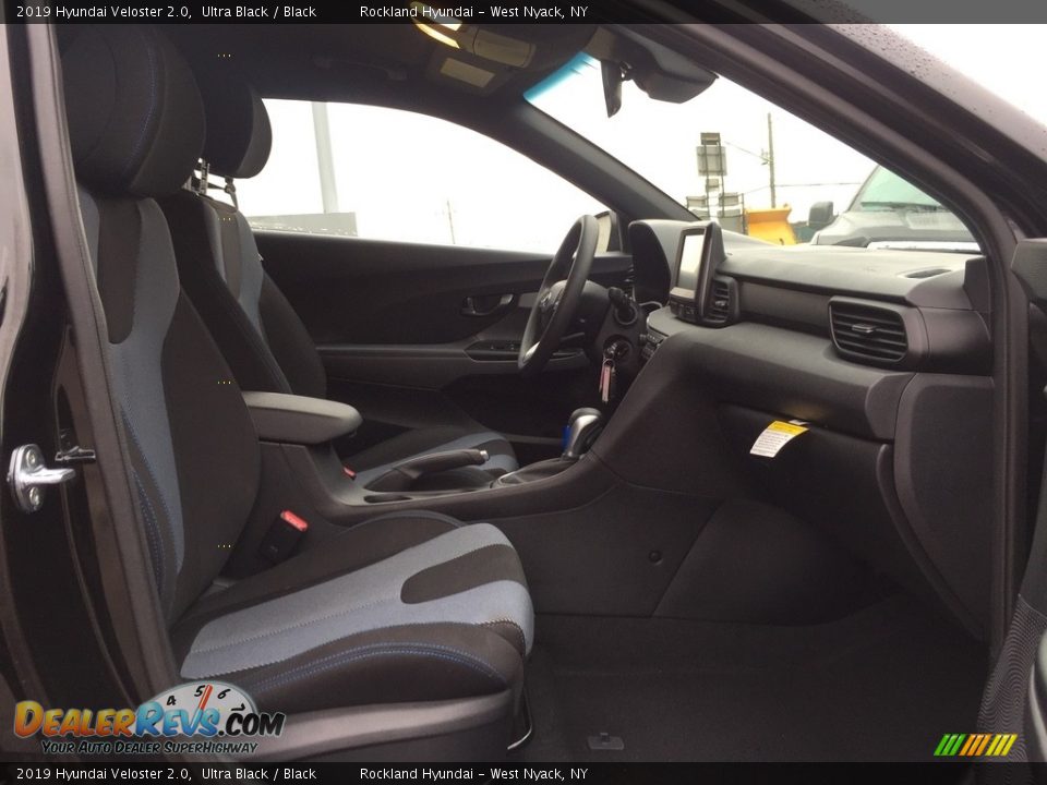 2019 Hyundai Veloster 2.0 Ultra Black / Black Photo #23