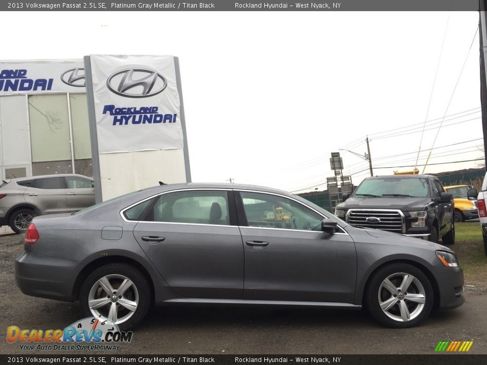 2013 Volkswagen Passat 2.5L SE Platinum Gray Metallic / Titan Black Photo #3
