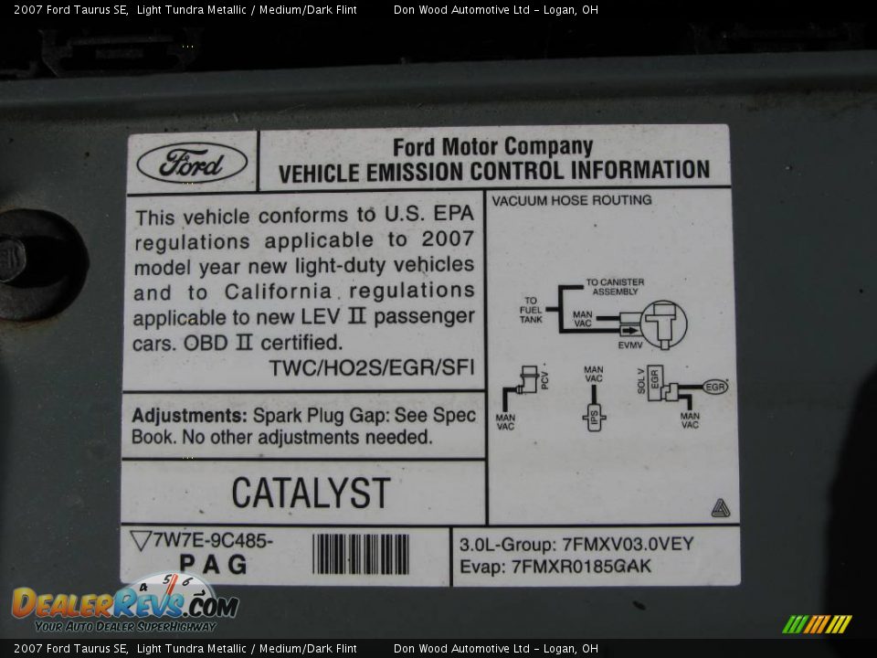2007 Ford Taurus SE Light Tundra Metallic / Medium/Dark Flint Photo #20