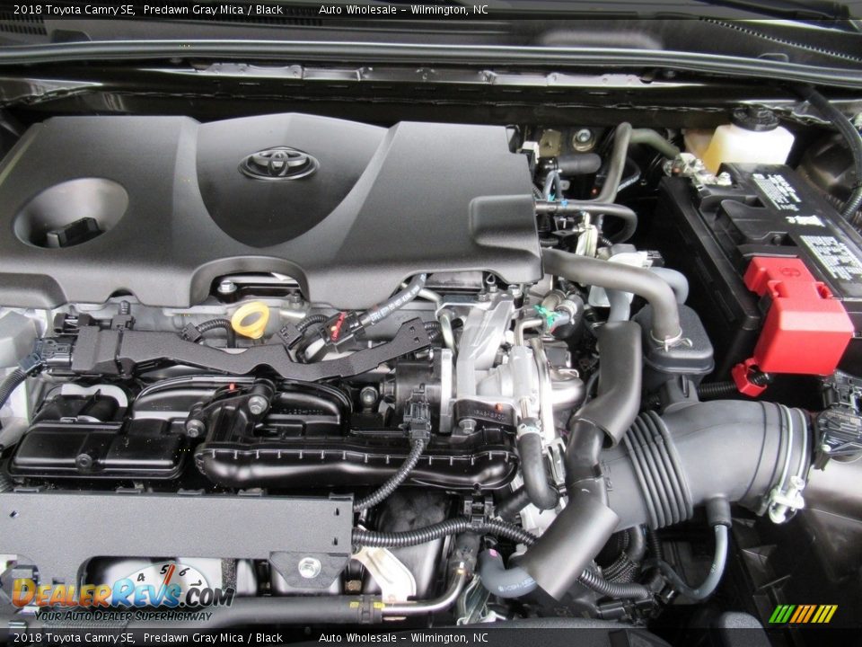 2018 Toyota Camry SE Predawn Gray Mica / Black Photo #6