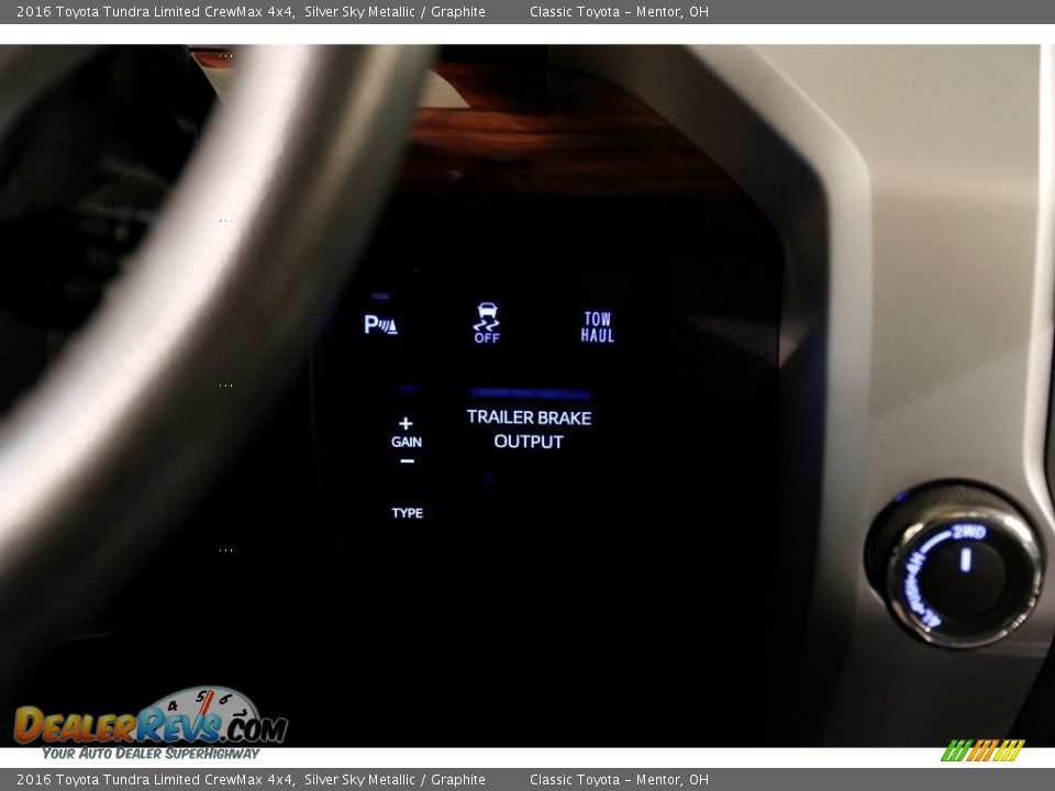 2016 Toyota Tundra Limited CrewMax 4x4 Silver Sky Metallic / Graphite Photo #10