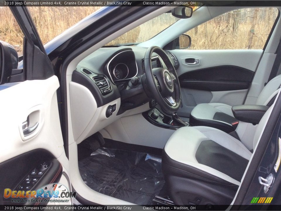 2018 Jeep Compass Limited 4x4 Granite Crystal Metallic / Black/Ski Gray Photo #14