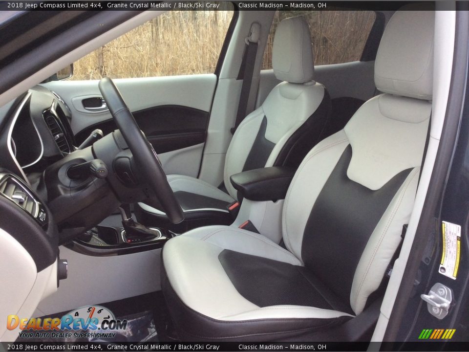 2018 Jeep Compass Limited 4x4 Granite Crystal Metallic / Black/Ski Gray Photo #15