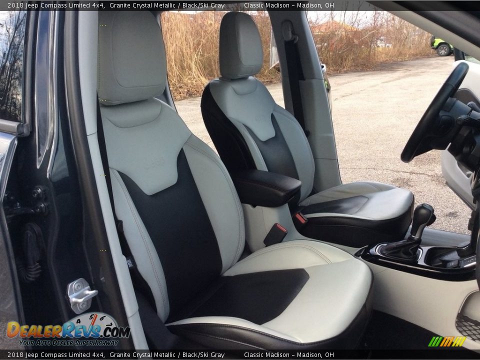 2018 Jeep Compass Limited 4x4 Granite Crystal Metallic / Black/Ski Gray Photo #23