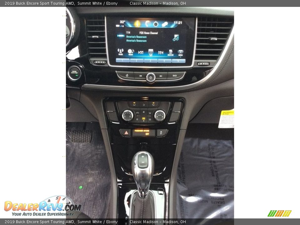 Controls of 2019 Buick Encore Sport Touring AWD Photo #13