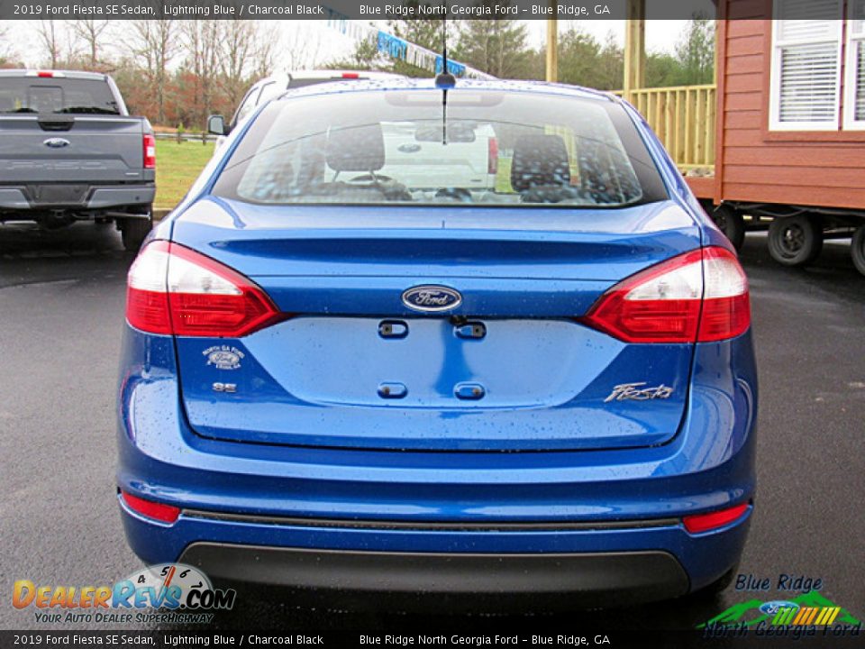 2019 Ford Fiesta SE Sedan Lightning Blue / Charcoal Black Photo #4